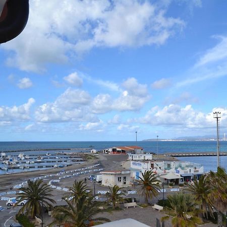 Attici Con Terrazzo Vista Mare Apartment Calasetta Exterior photo