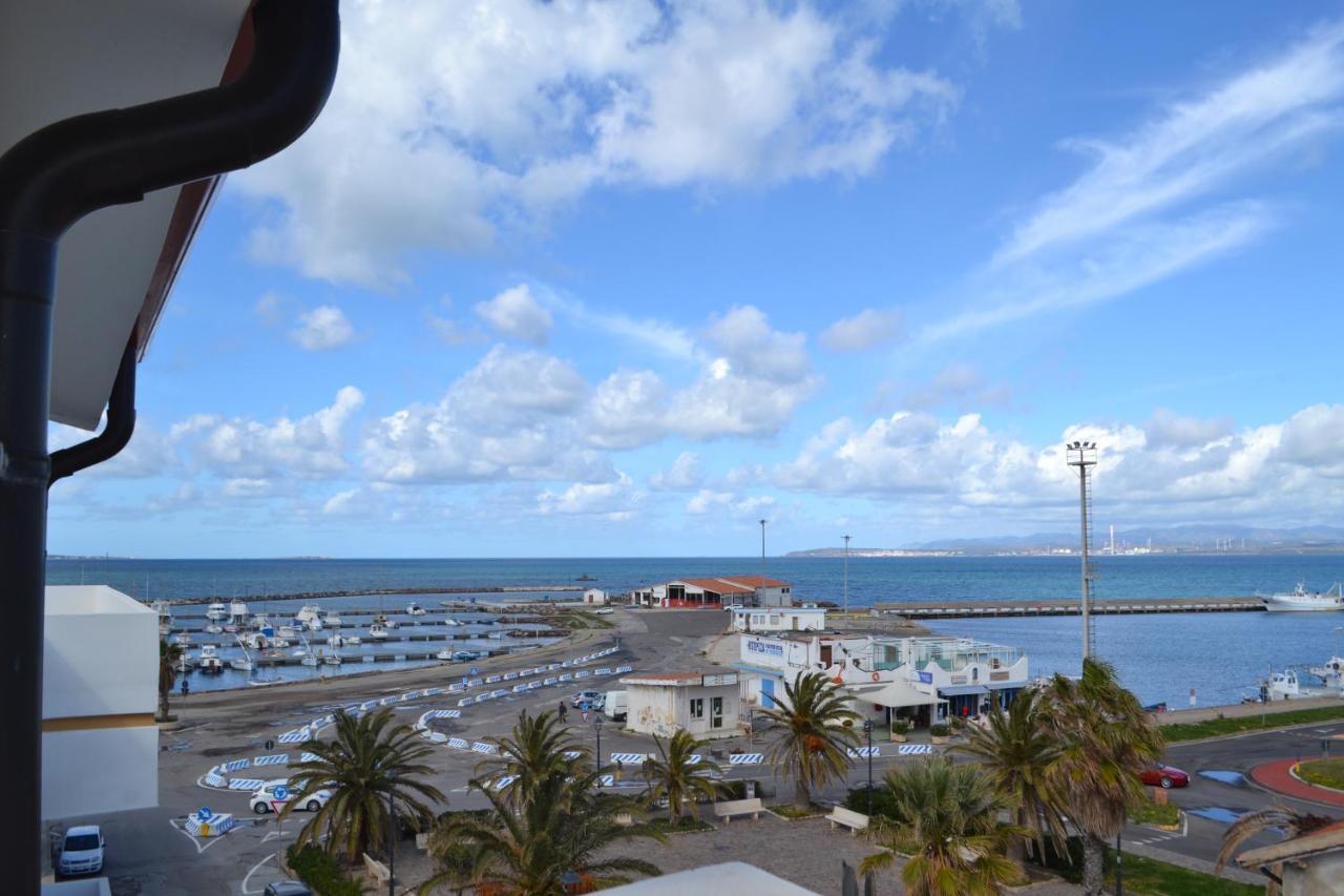 Attici Con Terrazzo Vista Mare Apartment Calasetta Exterior photo