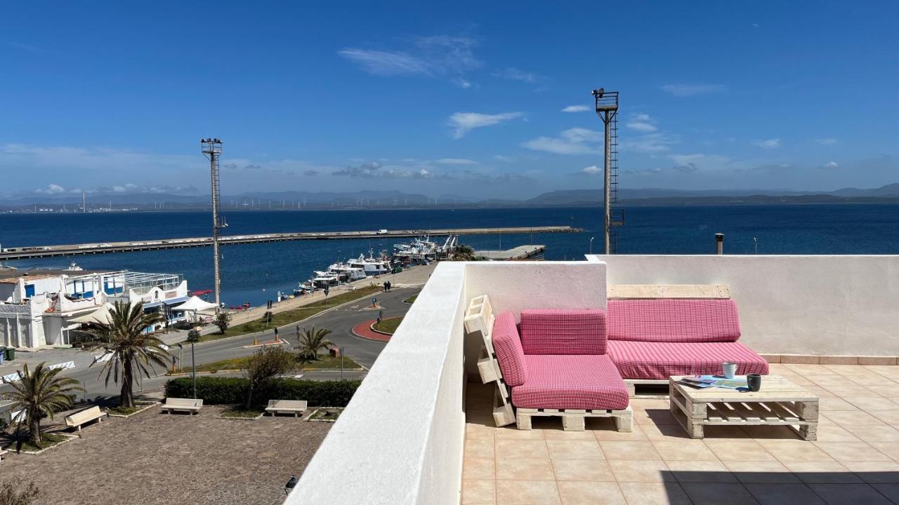 Attici Con Terrazzo Vista Mare Apartment Calasetta Exterior photo